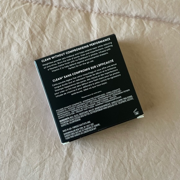 Bareminerals original mineral veil pressed compact translucent powder - Picture 2 of 3